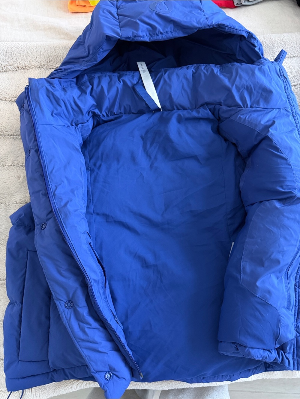 Lululemon Wunder Puff Cropped Vest Cobalt Blue Detachable Hood Down Puffer - Picture 4 of 5